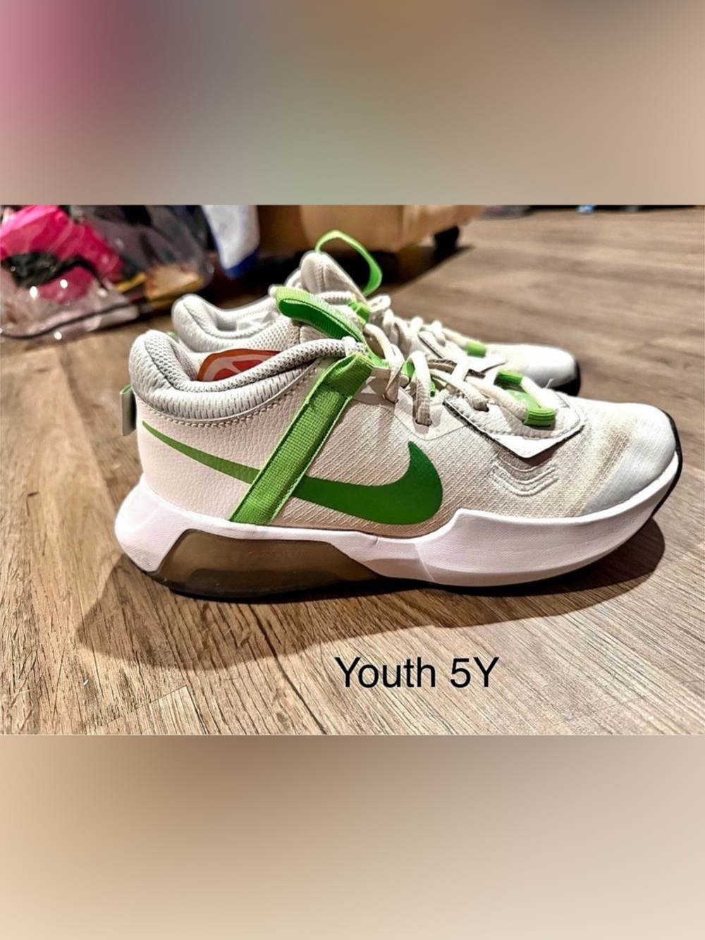 Nike Air Zoom Crossover- Earth and Sun Sneakers White & Green Boys 5Y